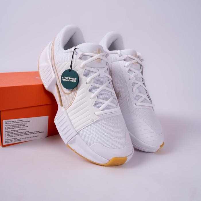 Sepatu Tenis Nike GP Challenge Pro Court
