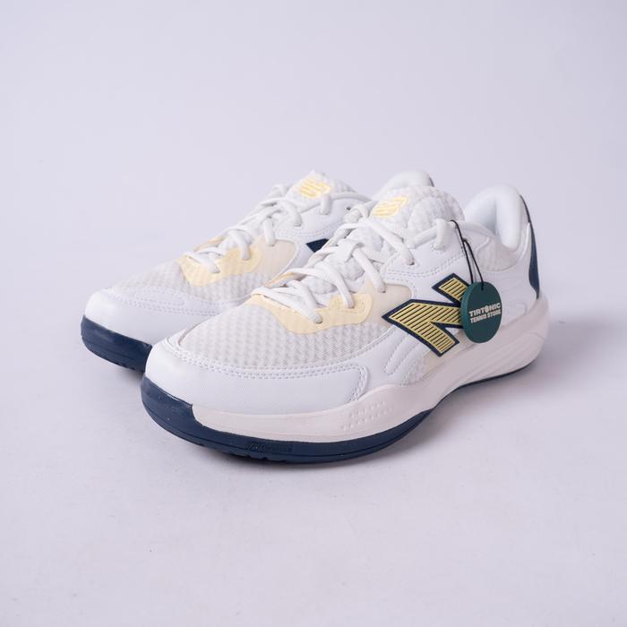 Sepatu Tennis New Balance 696 M Court