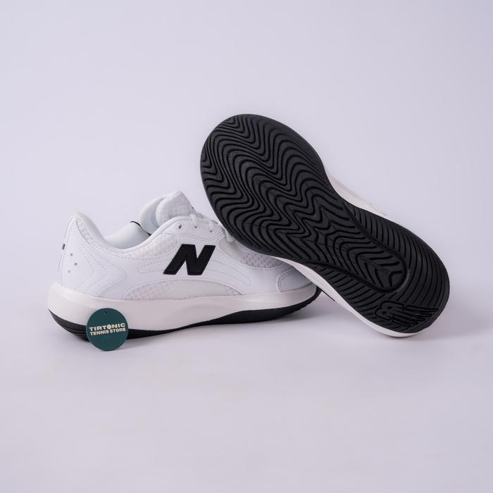 Sepatu Tennis New Balance 696 W Court Shoes