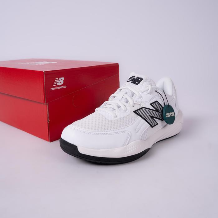 Sepatu Tennis New Balance 696 W Court Shoes
