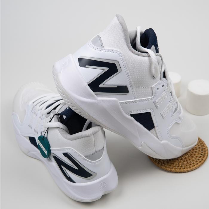 Sepatu Tenis New Balance Coco Gauff CG1
