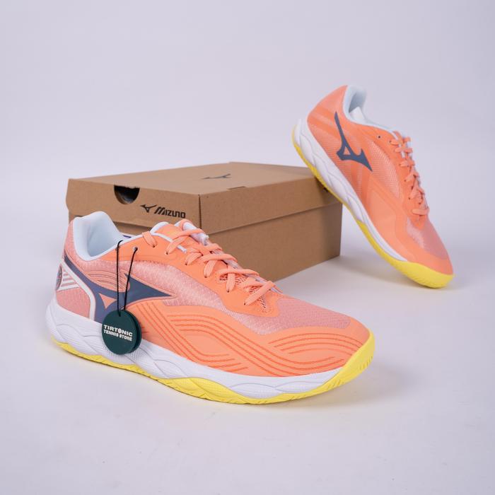 Sepatu Tenis Mizuno Wave Enforce Court Flamingo