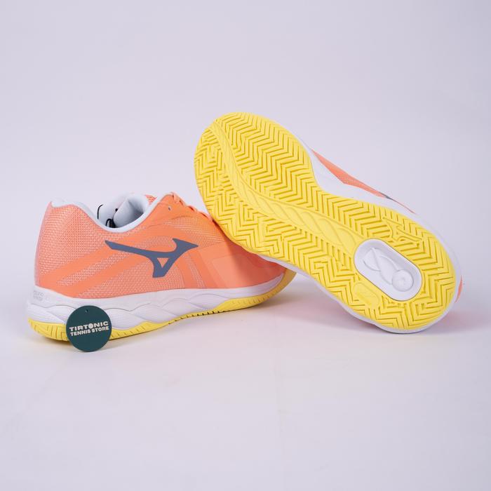 Sepatu Tenis Mizuno Wave Enforce Court Flamingo